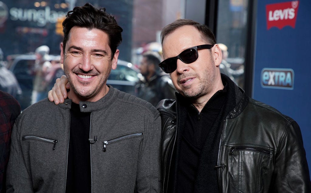 Jonathan Knight Calls Donnie Wahlberg an 