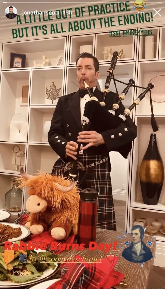 jonathan scott joue de la cornemuse en portant un kilt sur sa story instagram pour la fête écossaise rabbie burns day