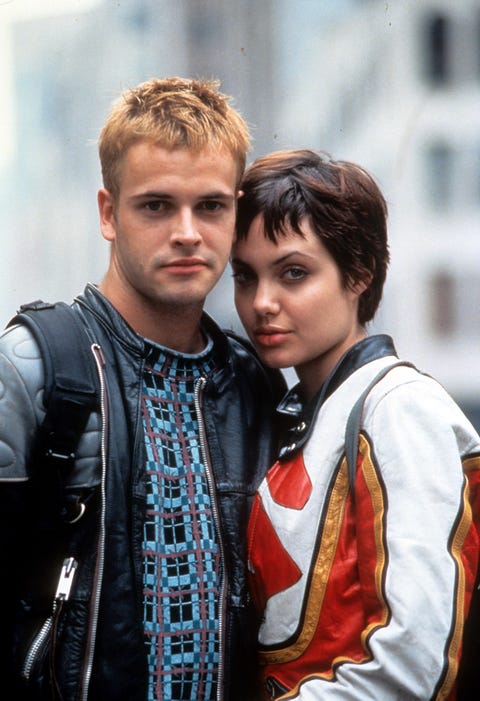 アンジェリーナ ジョリー 元夫ジョニー リー ミラーのアパートを訪問 カルチャー Elle エル デジタル アンジェリーナ ジョリー 元夫ジョニー リー ミラーのアパートを訪問 カルチャー Elle エル デジタル