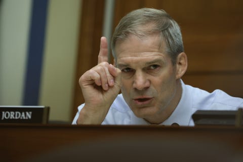 Dr. A. S. Deborah Birx testifica ante el comité de la Cámara Washington, DC 23 de junio El representante estadounidense Jim Jordan r oh habla durante una audiencia ante el subcomité seleccionado de la casa sobre la crisis del coronavirus en el edificio de oficinas Rayburn House el 23 de junio de 2022 en Capitol Hill en Washington, DC El subcomité celebró una audiencia para examinar el manejo de la administración de Trump en la respuesta nacional al coronavirus foto de alex wonggetty imágenes