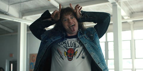 joseph quinn as eddie munson, stranger things season 4