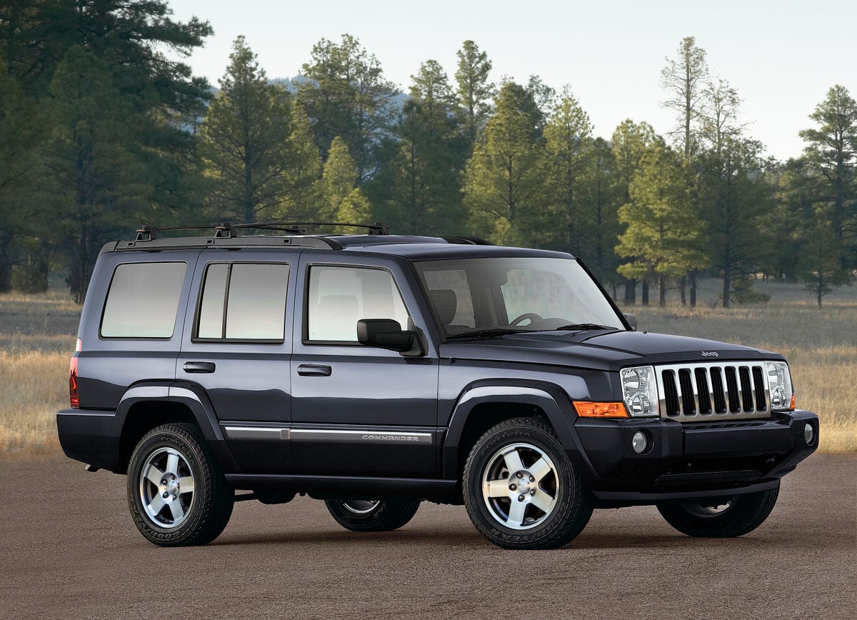 2010 Jeep Commander Review, Pricing and Specs