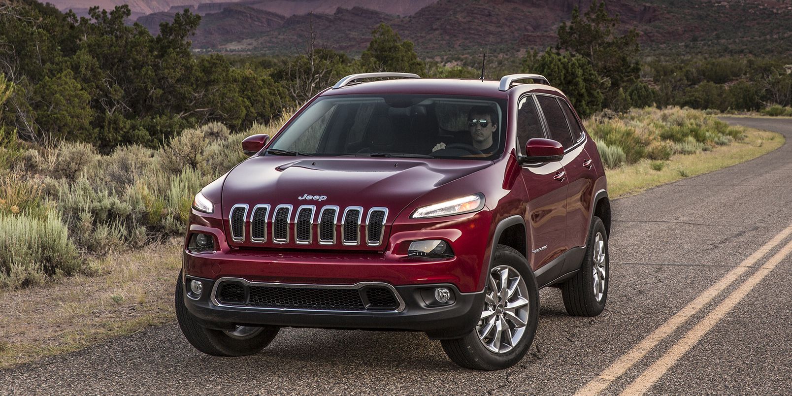 Jeep Issues Park-Outside Warning for 2014-2016 Cherokee