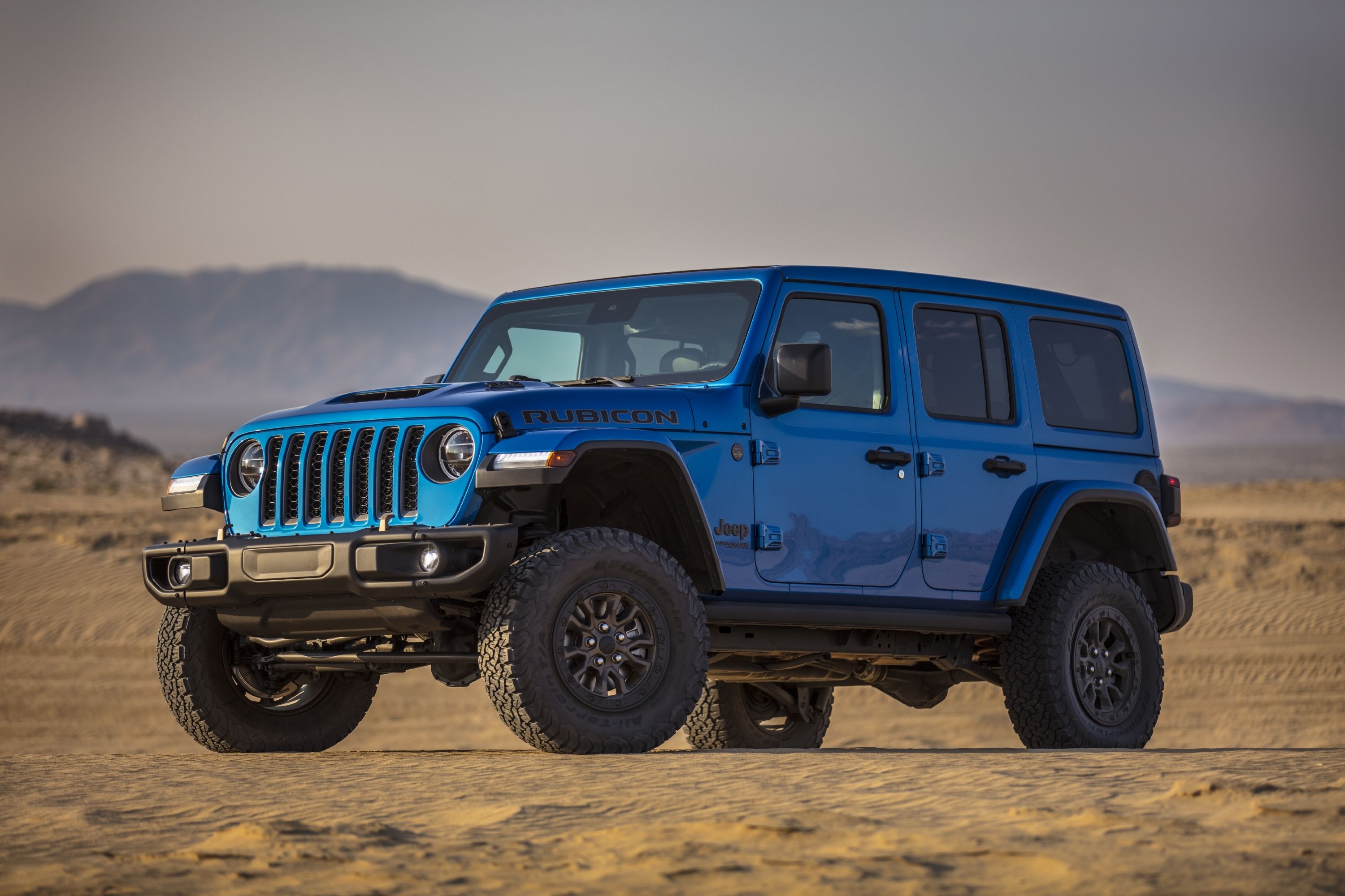 Jeep's New V8 Wrangler Rubicon 392 Will Battle the Ford Bronco