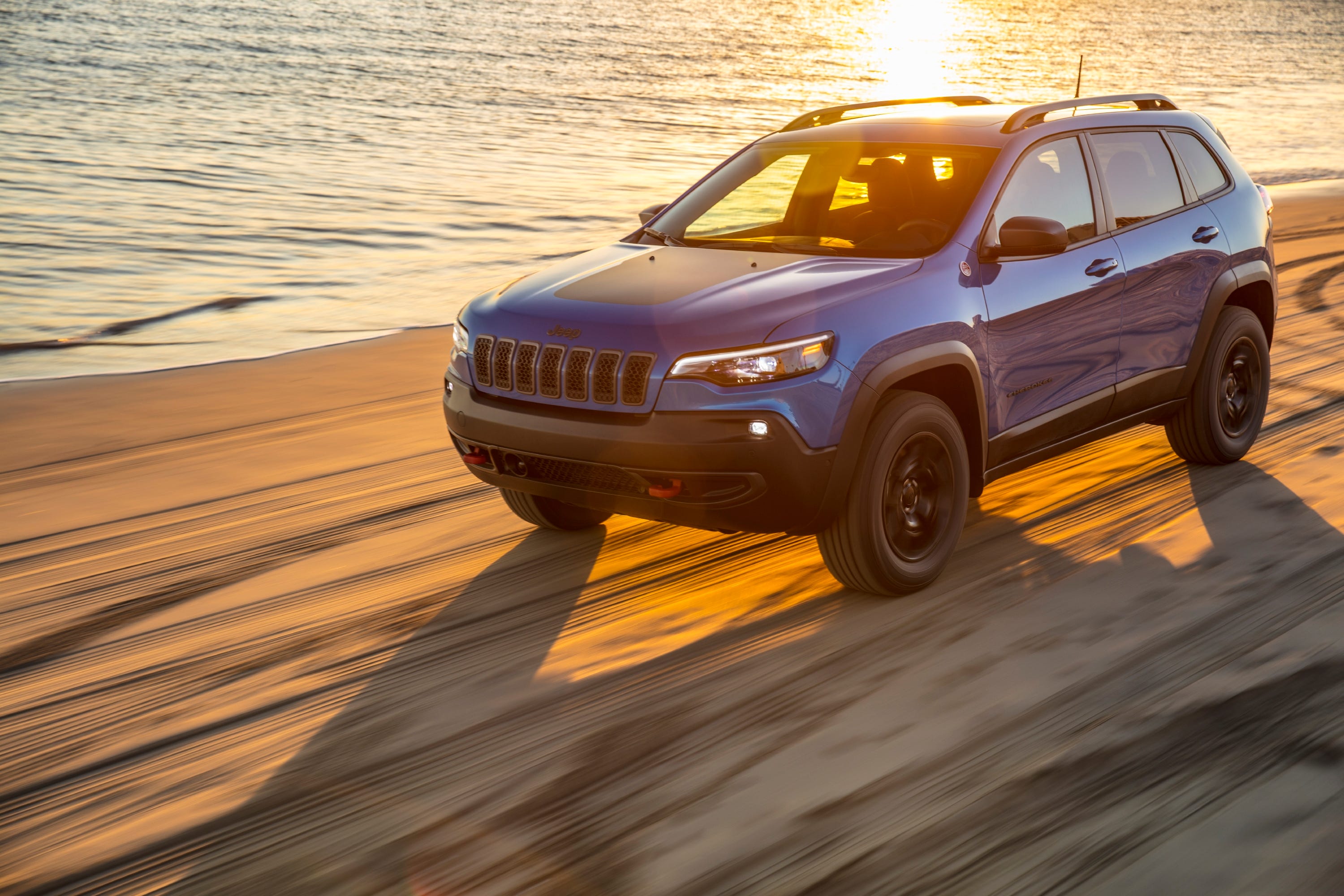 Jeep Kills Cherokee, Breaks Nearly 50-Year Production Run