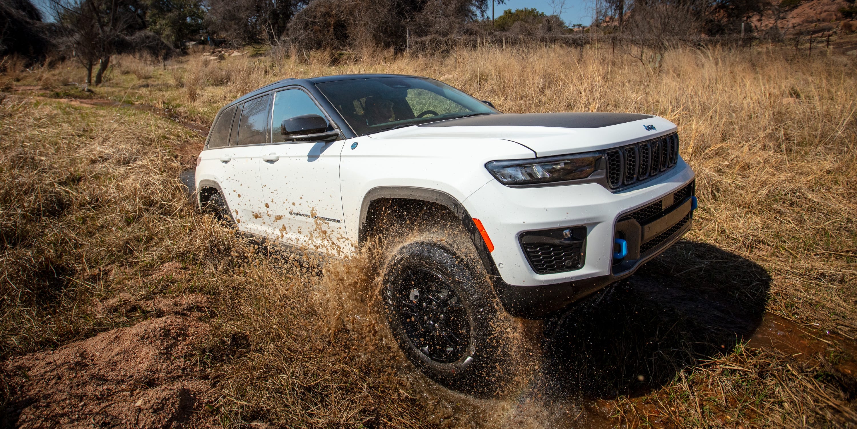 Jeep Grand Cherokee 4xe: The Hybrid V-8 Killer