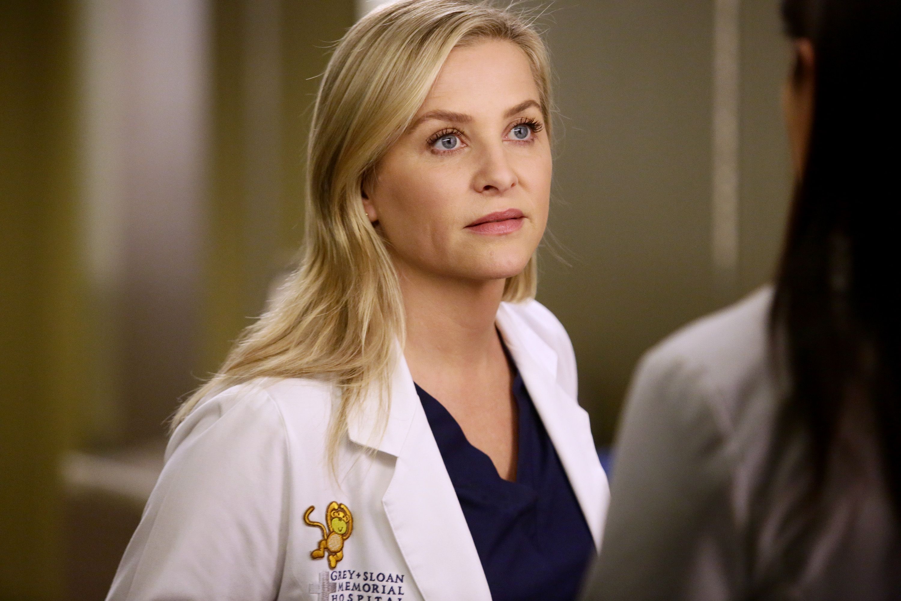 Grey S Anatomy Fans Think Arizona Robbins Is Returning After A Cryptic Instagram Post