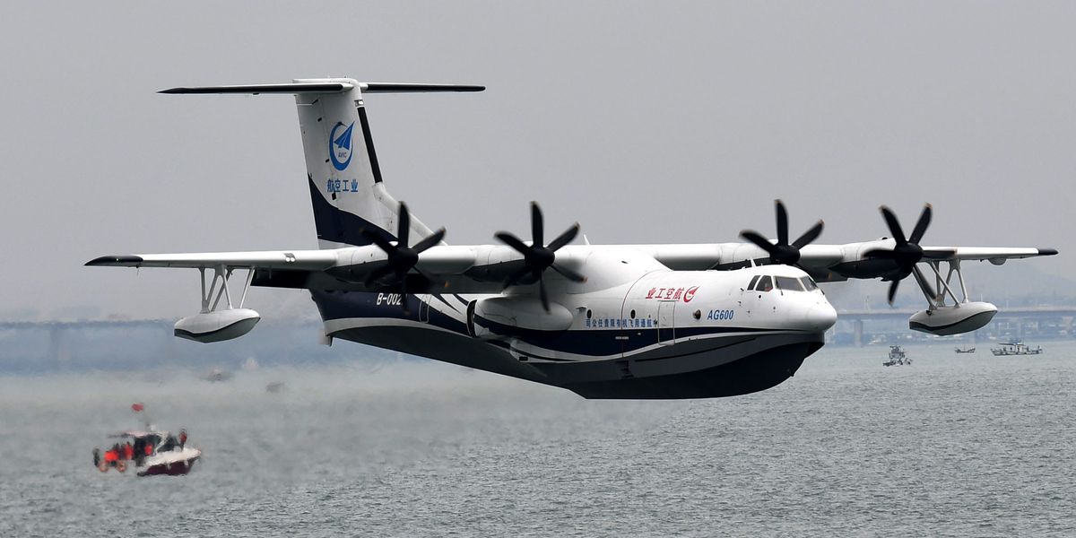 Huge Seaplane Pulls Off First Waterborne Flight Ag600 Kunlong