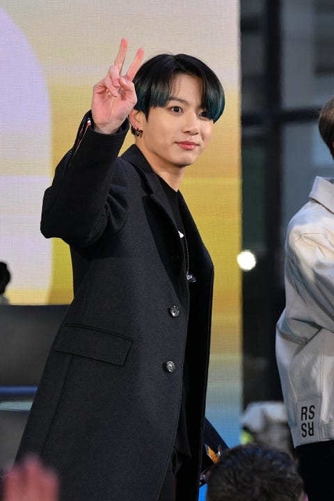 BTS Had Great Winter Fashion in NYC - V, RM, Jungkook, Suga, Jimin, Jin, J-Hope Outfits