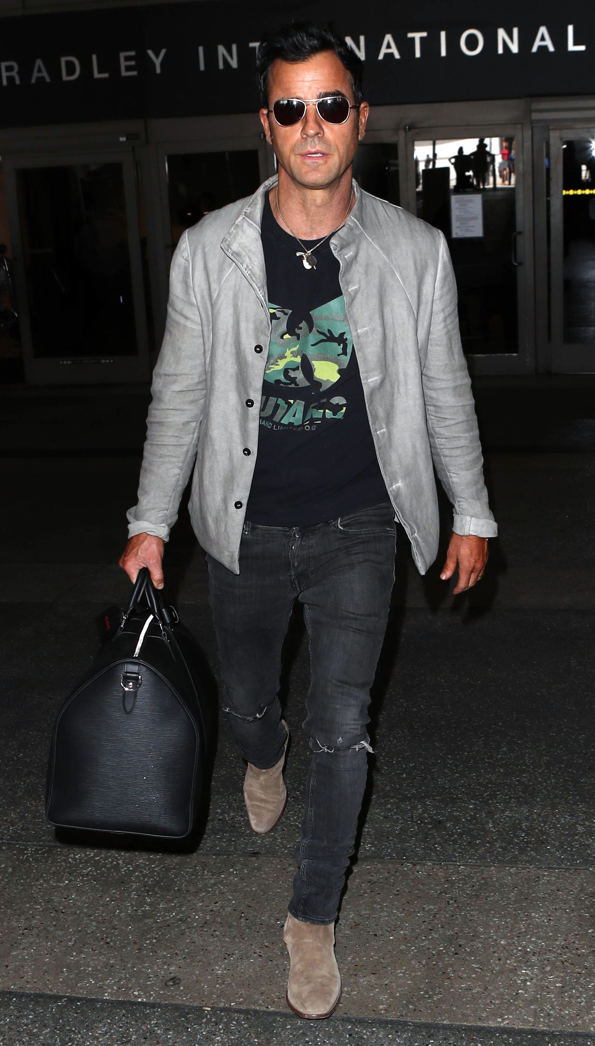 justin theroux chelsea boots