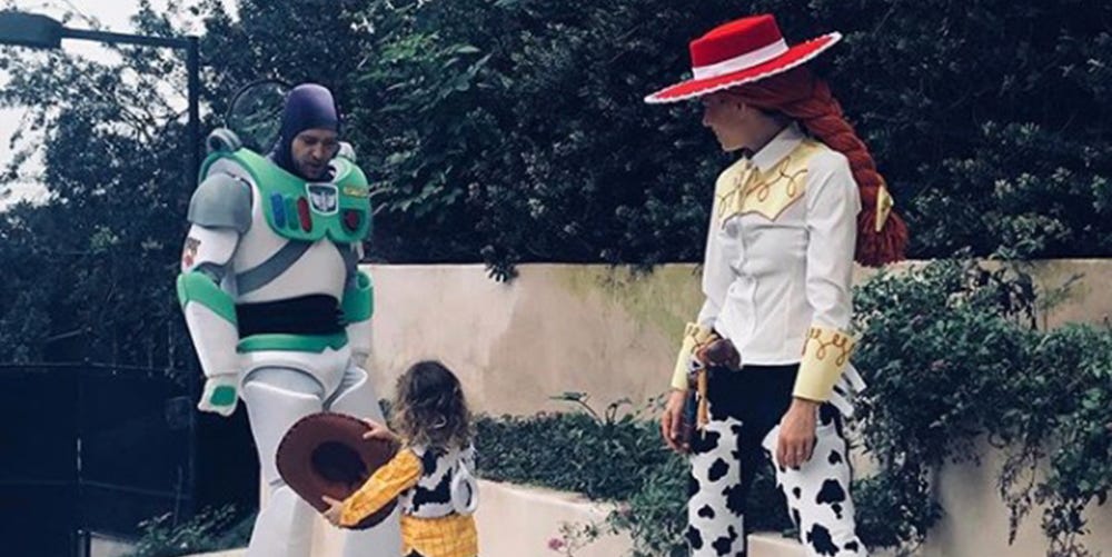 justin timberlake and jessica biels family halloween costume is adorable