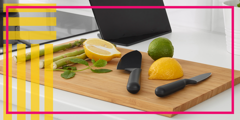 Food, Lime, Cutting board, Citrus, Kitchen utensil, Ingredient, Lemon, Fruit, Vegetable, Tableware, 
