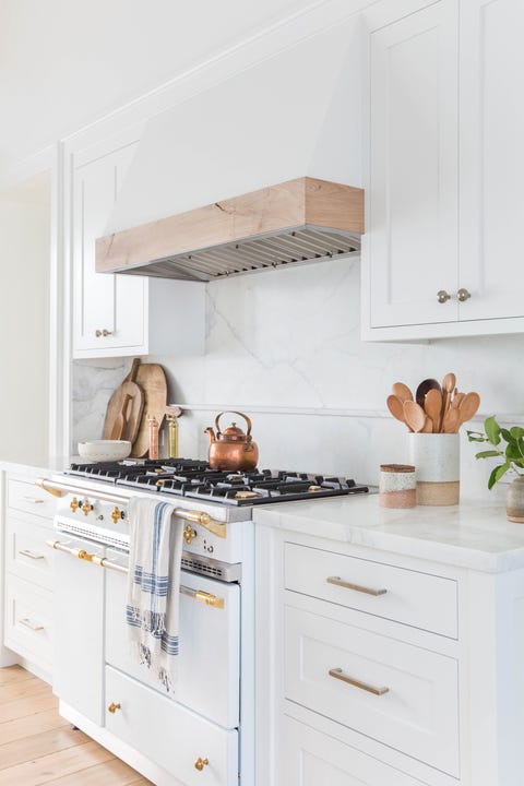 17 white kitchen cabinet ideas - paint colors and hardware for