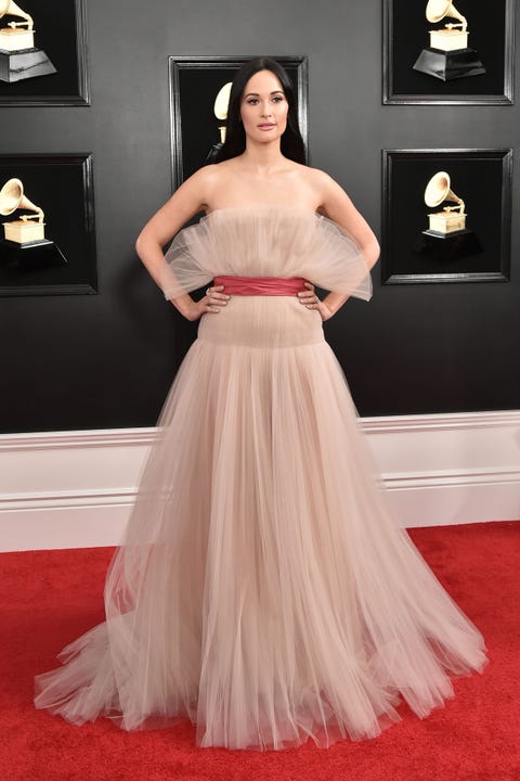 Kacey Musgraves Wears Pink Giambattista Valli Tulle Dress on Oscars