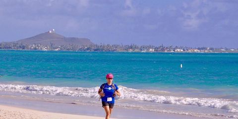 Fansu Ku running in Kailua