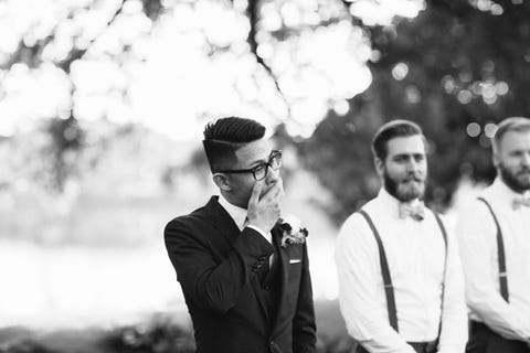 These Grooms Watching Their Brides Walk Down the Aisle Will Absolutely ...