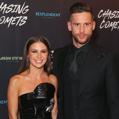 Former Home and Away star Dan Ewing announces engagement news