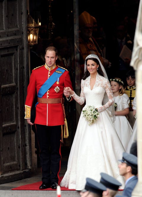 Kate Middleton's Royal Wedding Dress - What Did Kate Middleton Wear on ...