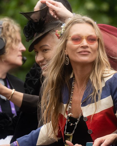 How Kate Moss styles her hair