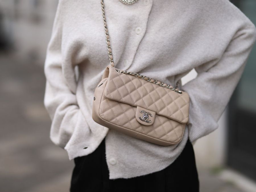 Zwakheid borduurwerk schoonmaken Dit zijn de 8 populairste Chanel handtassen aller tijden