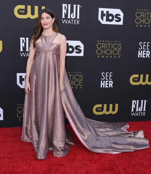 kathryn hahn en los critics choice awards 2022