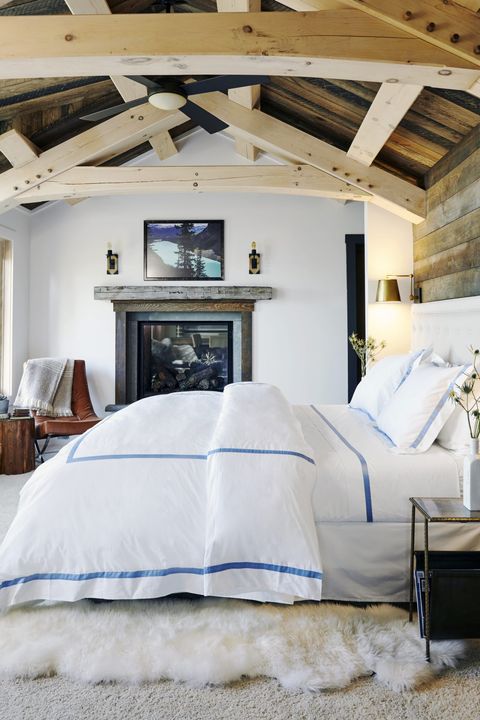 24 Cabin-Style Bedrooms Inspired by a Rustic Getaway