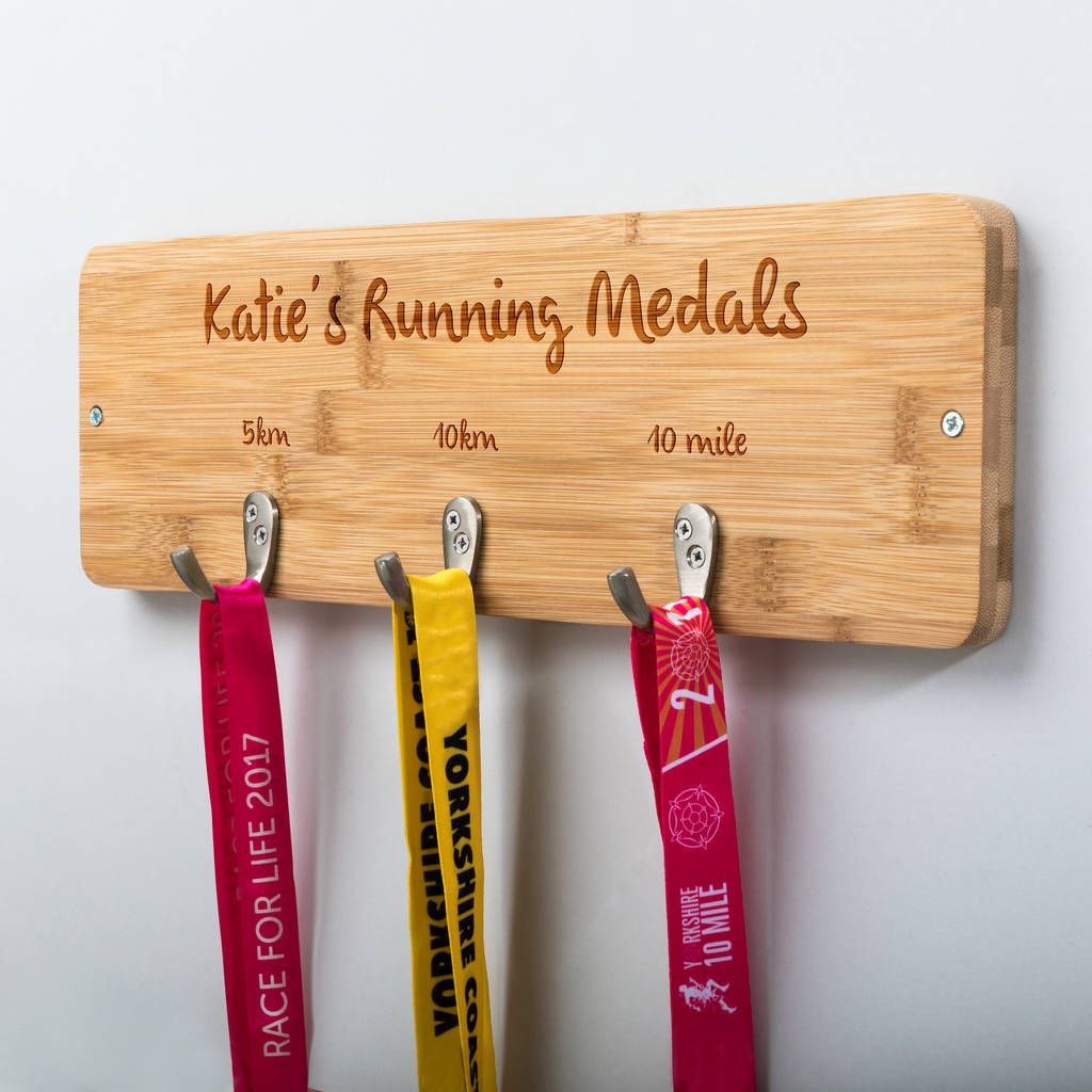 Runner PB/5k/10/Half/Marathon Wooden Medal hanger/holder Personalise 