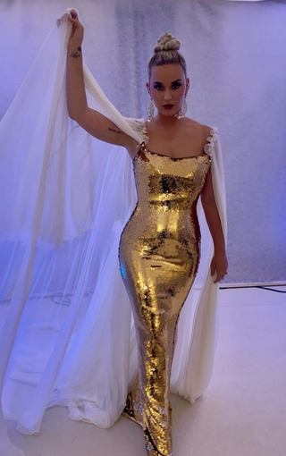 katy perry gold dress unicef