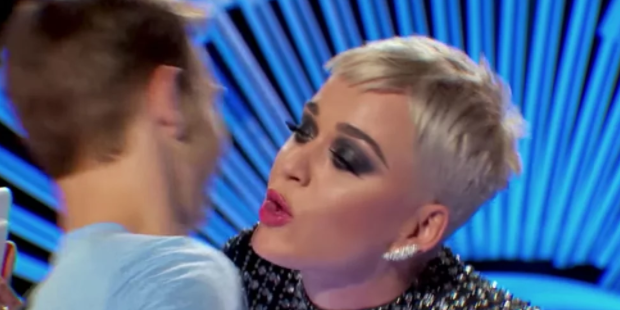 Updated Katy Perry Kissed A Boy On The American Idol Premiere And He Didnt Like It 5548