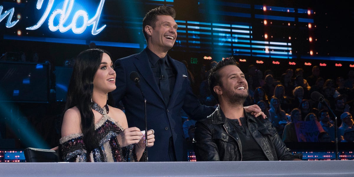 Ryan Seacrest Was Caught Creepily Hitting on Katy Perry on Live TV