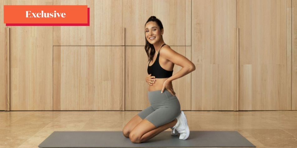Kayla Itsines pregnancy workout: A strength and posture session Kayla Itsines pregnancy workout: A strength and posture session