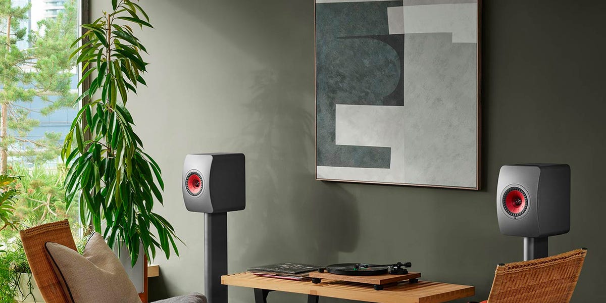 KEF LS50 wireless koloneles