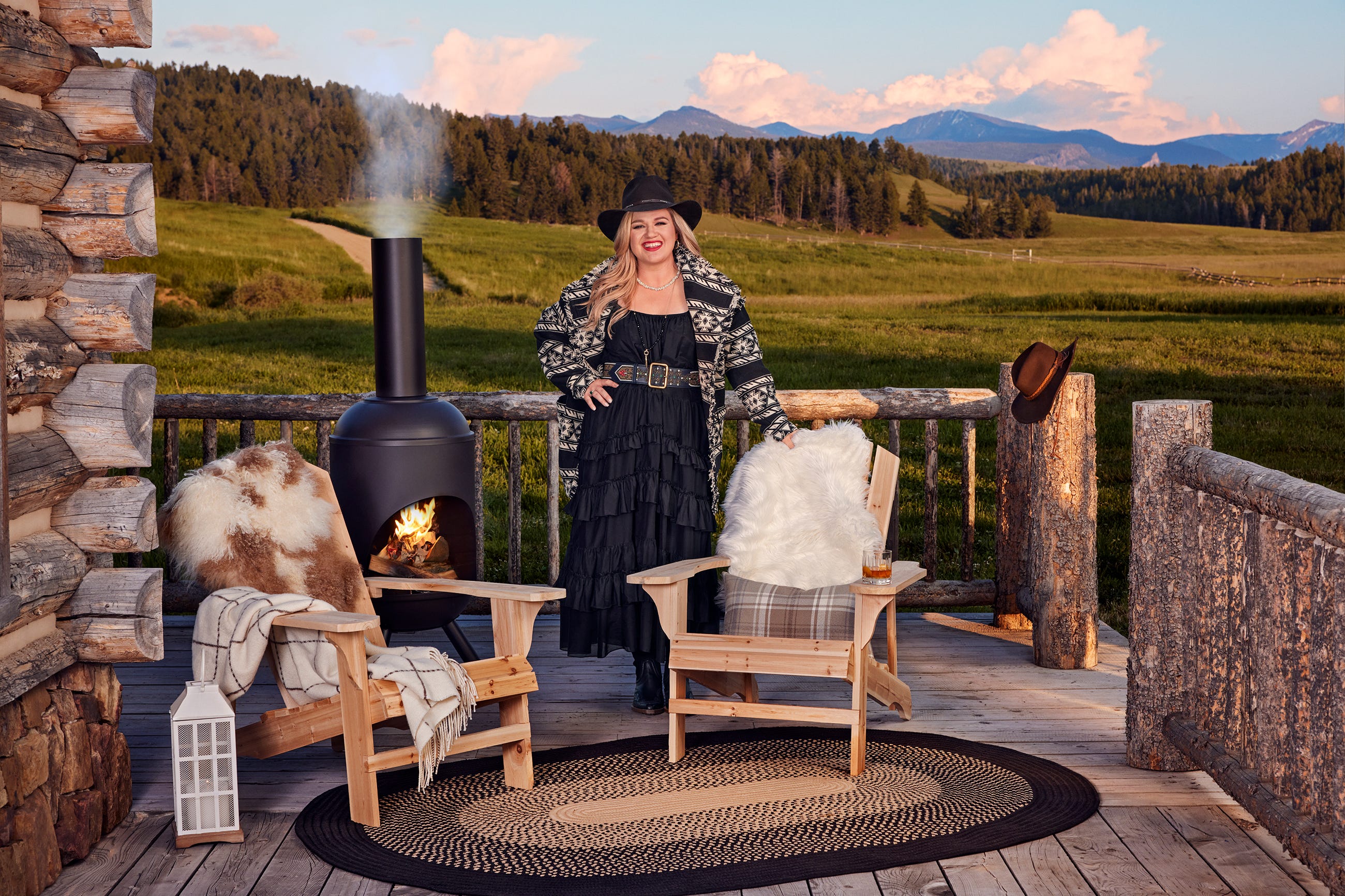 Shop Kelly Clarkson's New Wayfair Line, Inspired by Her Stunning Montana Ranch