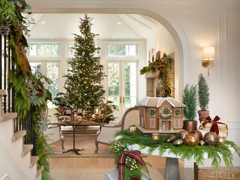 neutral interior with christmas tree