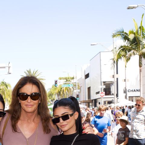 Kris Kylie And Kendall Jenner Cause Issues For Caitlyn