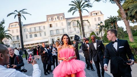 amFAR Gala: Kendall Jenner wears pink Giambattista Valli dress