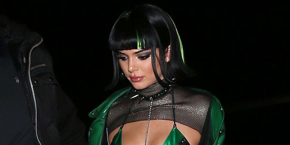 Wtf Kendall Jenner Somehow Made Her Powerpuff Costume Sexy And Punk Rock 