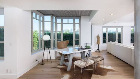 Kendall Jenner Lists Her La Condo For Sale At 1 6m Kendall Jenner House Kendall Jenner Lists Her La Condo For Sale At 1 6m Kendall Jenner House