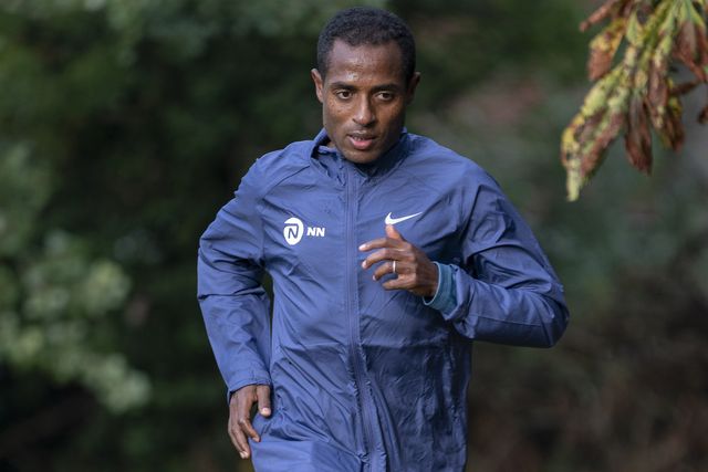 kenenisa bekele no podrá correr el maratón de londres por culpa e una lesión