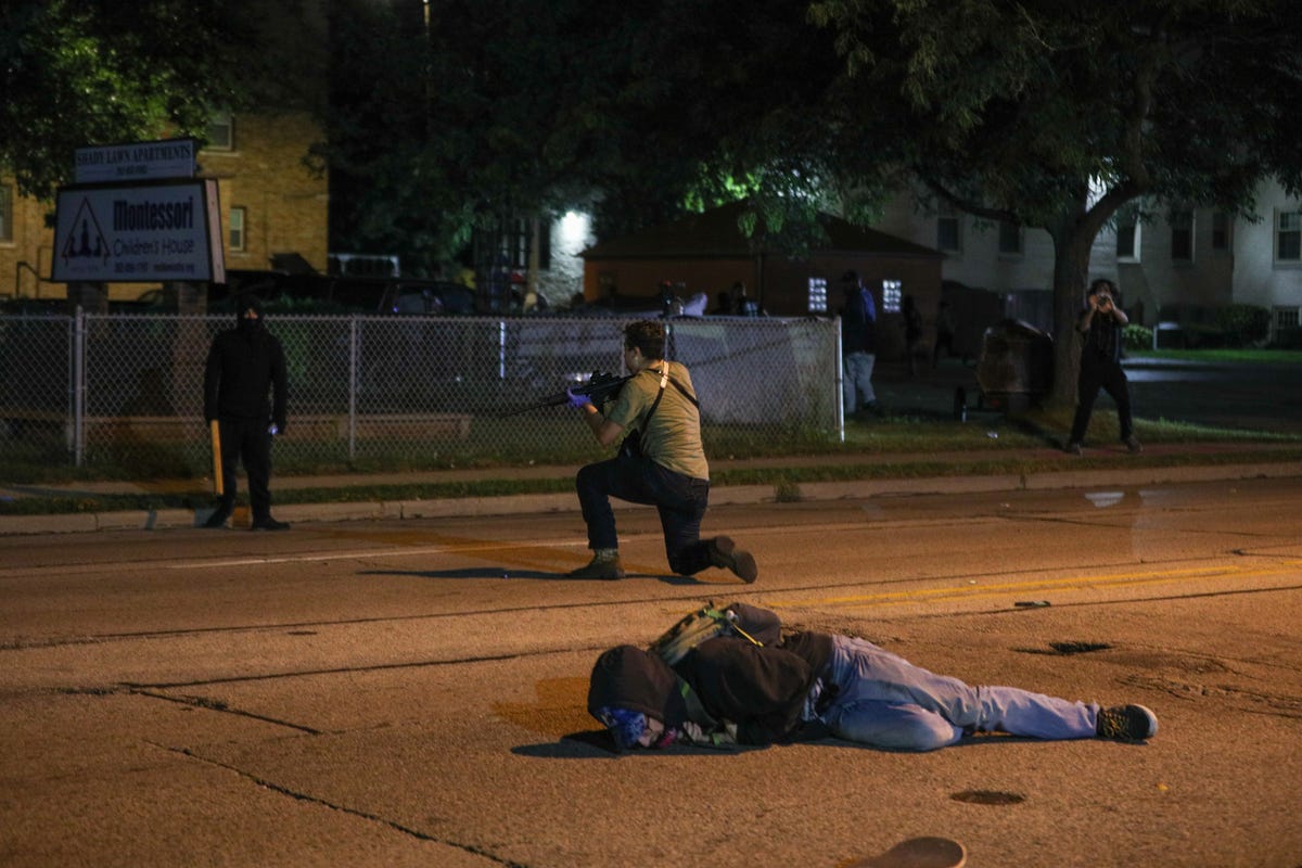 Three Shot at Kenosha Protests - Militia Patrol Streets With Long Guns