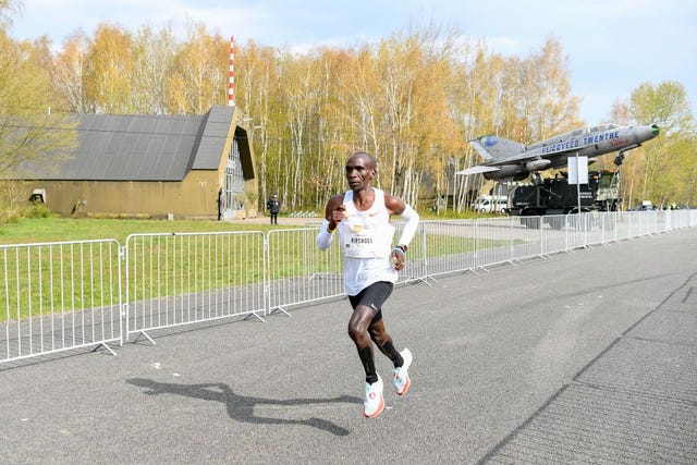 Nn Mission Marathon Results Eliud Kipchoge Wins Elite Only Race