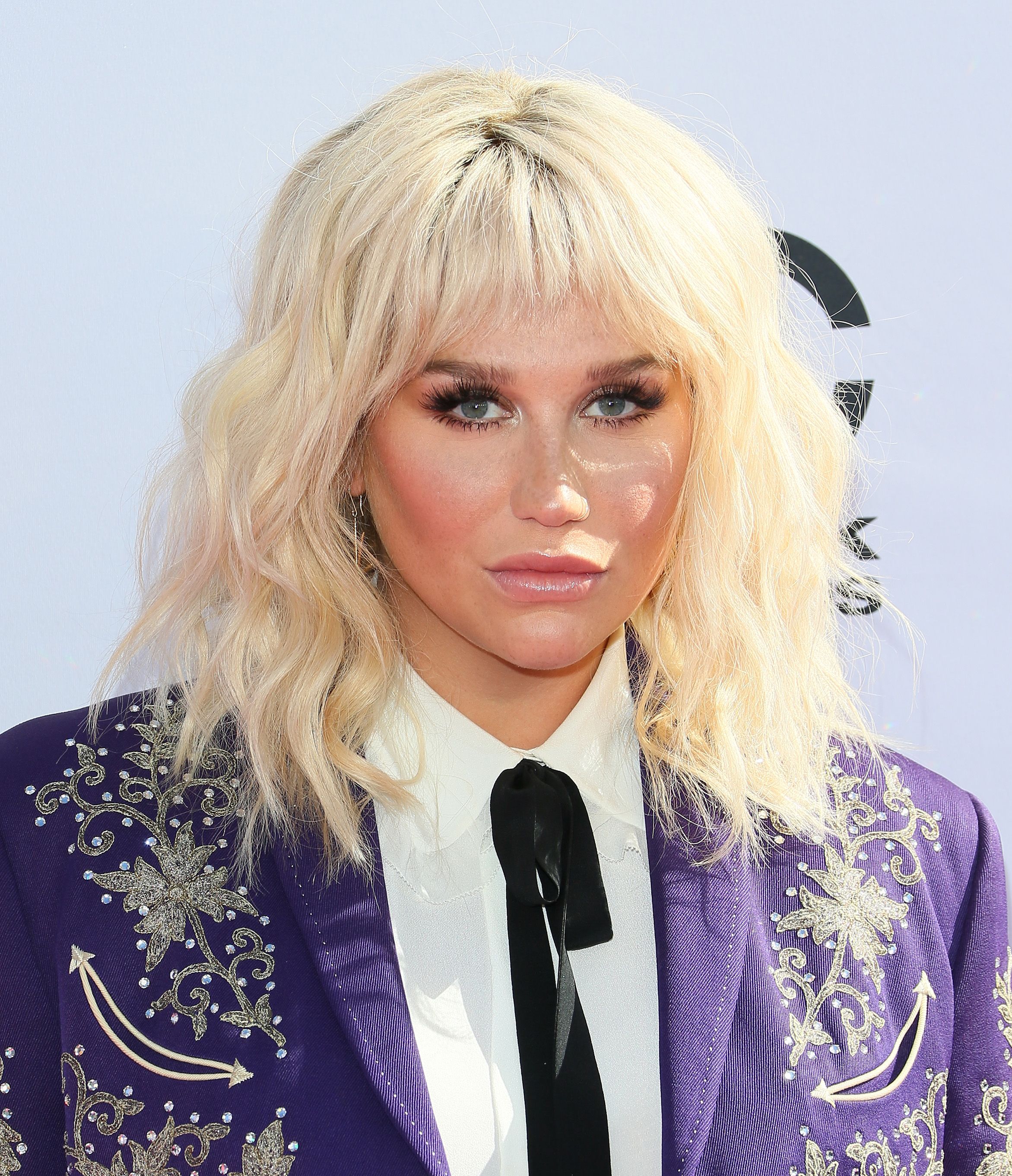 Kesha Claims Dr Luke Told Her To Make Tik Tok Sound More Stupid And Dumb Kesha New York Times Interview