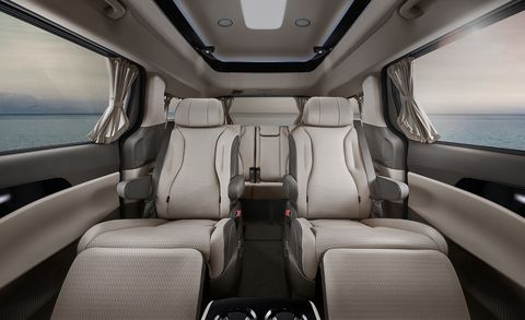 Kia's Ultra-Luxury Minivan and an Air