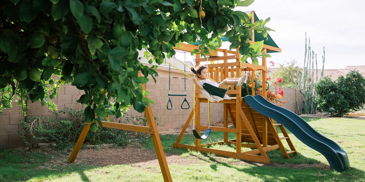 11 Best Backyard Swing Sets For 2022, Wooden Play Sets For Toddlers