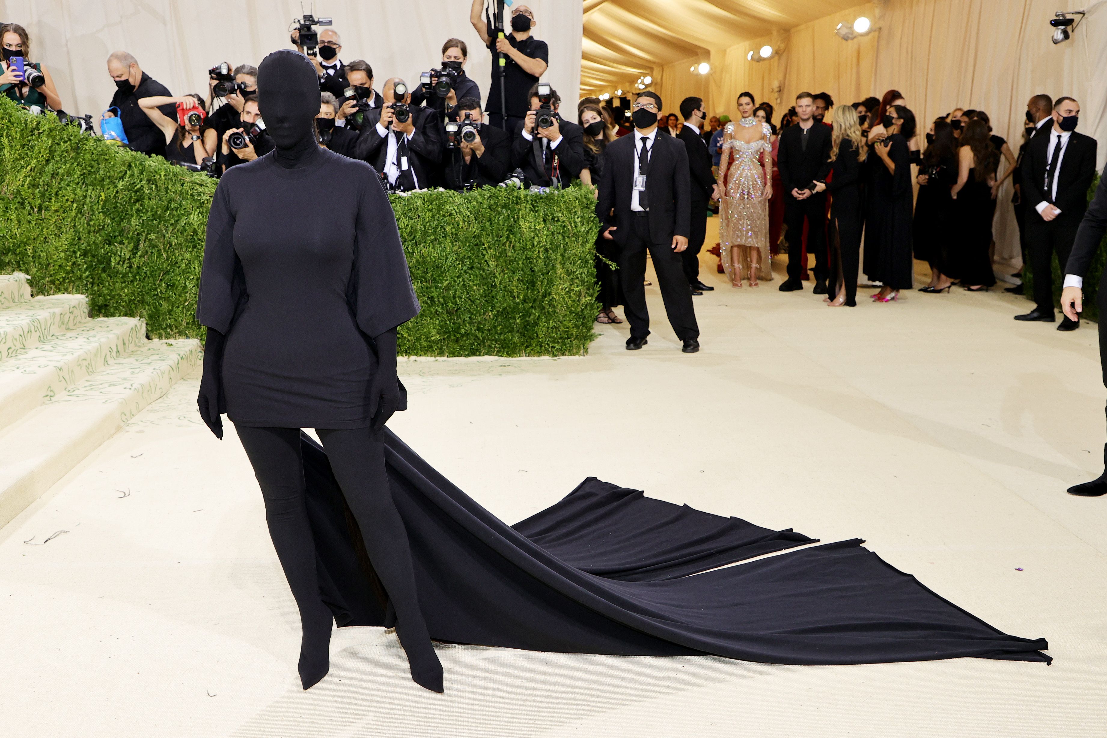 kim kardashian met gala 21 designer