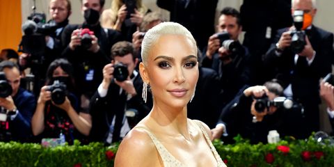Kanye Still Wants Kim Kardashian Back Despite Dating Julia Fox