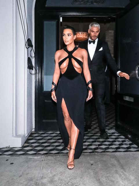 Kim Kardashian Wears Vintage Thierry Mugler Black Gown ...