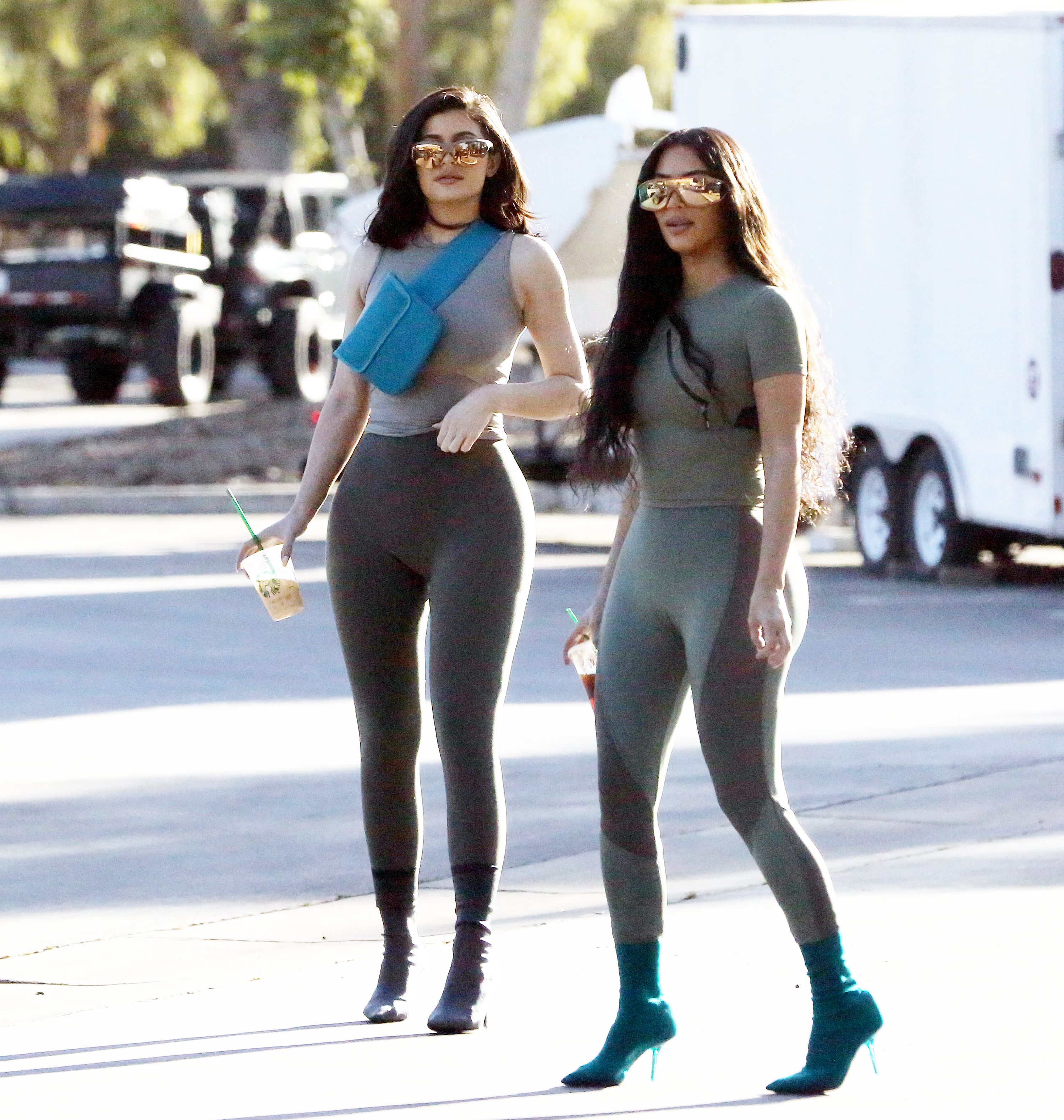 Kim Kardashian Kylie Jenner Like Twins in These Photos – Kylie and Kim Wear Matching Leggings, Outfits