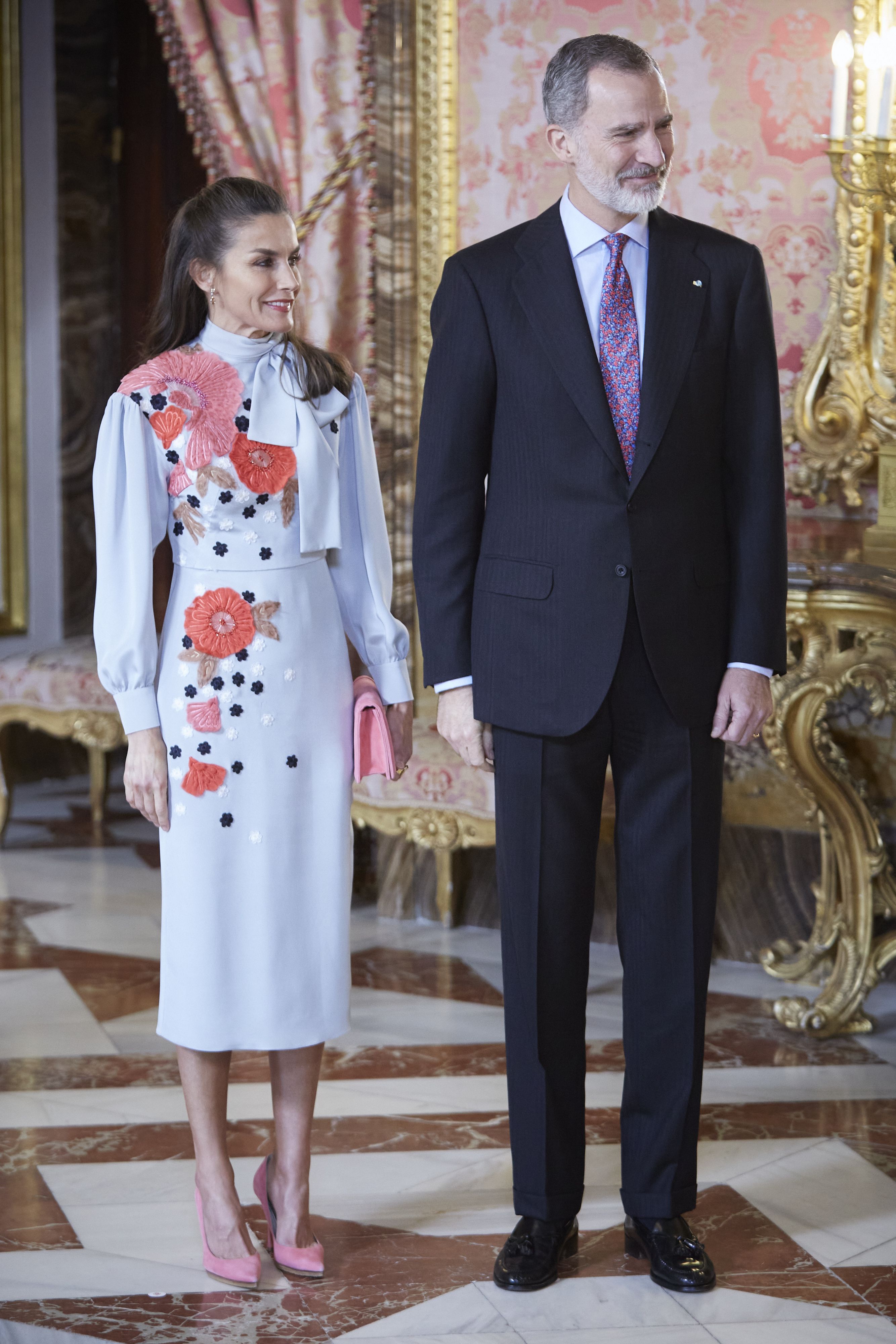 Islas Faroe Hecho un desastre Cielo El estilo de la Reina Letizia: sus looks más importantes