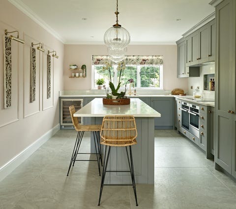 Use the button below to find your country's kitchenaid website. Country Cream Kitchen Accessories - 7 Ways To Create A Country Kitchen Fit For 2019
